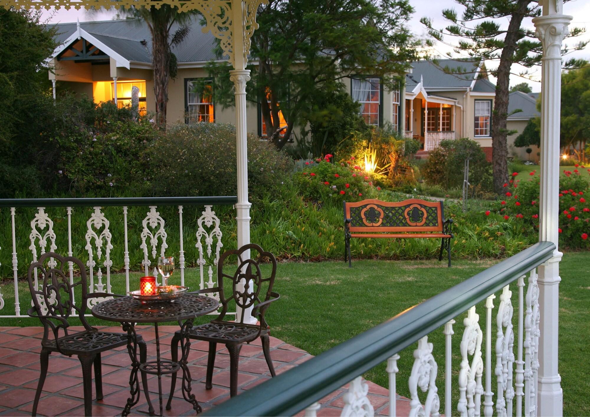 La Plume Boutique & 5*